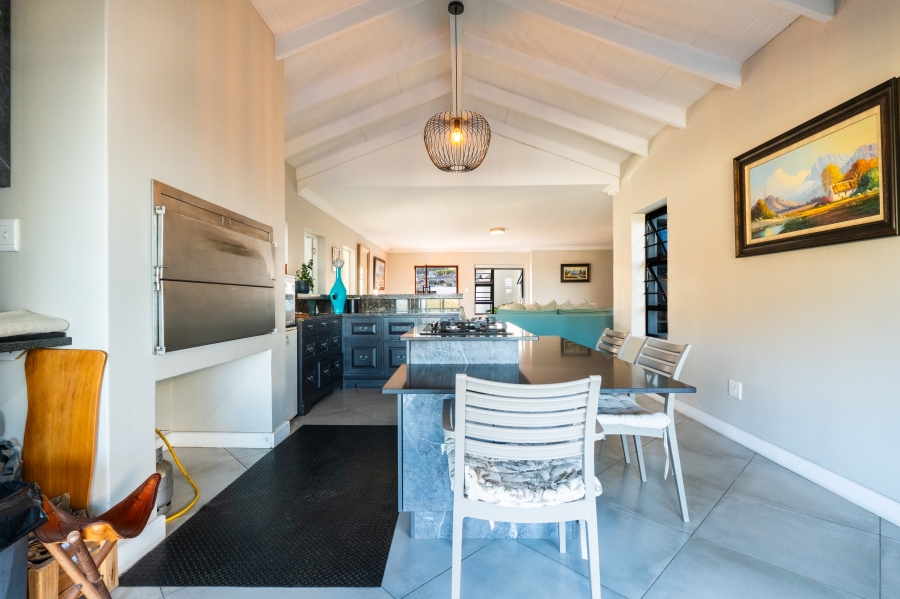 4 Bedroom Property for Sale in Island View Western Cape